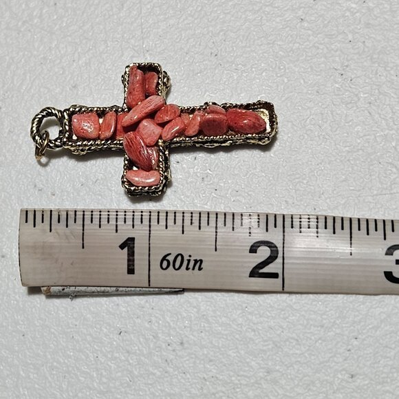 Elegant Coral Stone Cross Pendant Ornate Gold Tone Metalwork Religious Spiritual - Picture 4 of 4